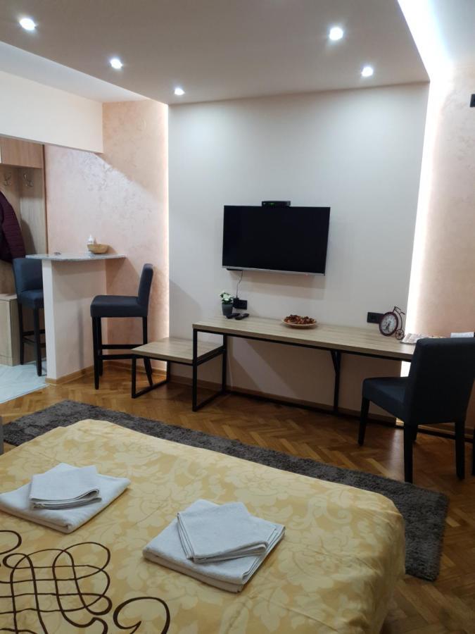 Apartman Dodolu Belgrado Esterno foto