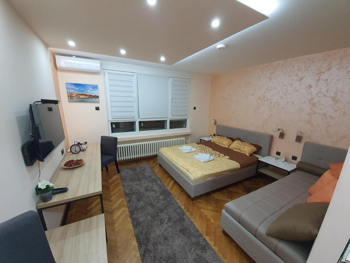 Apartman Dodolu Belgrado Esterno foto