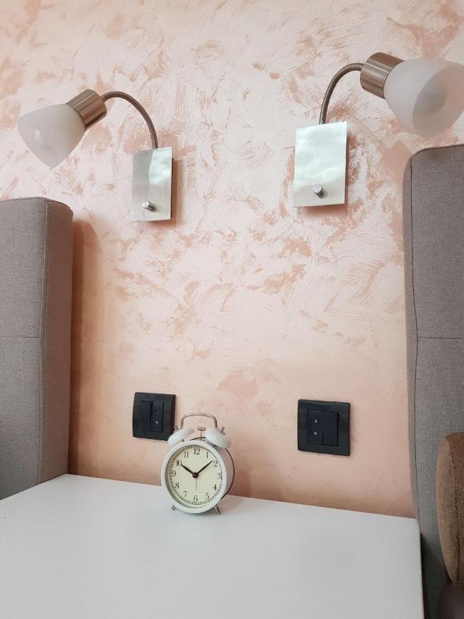 Apartman Dodolu Belgrado Esterno foto